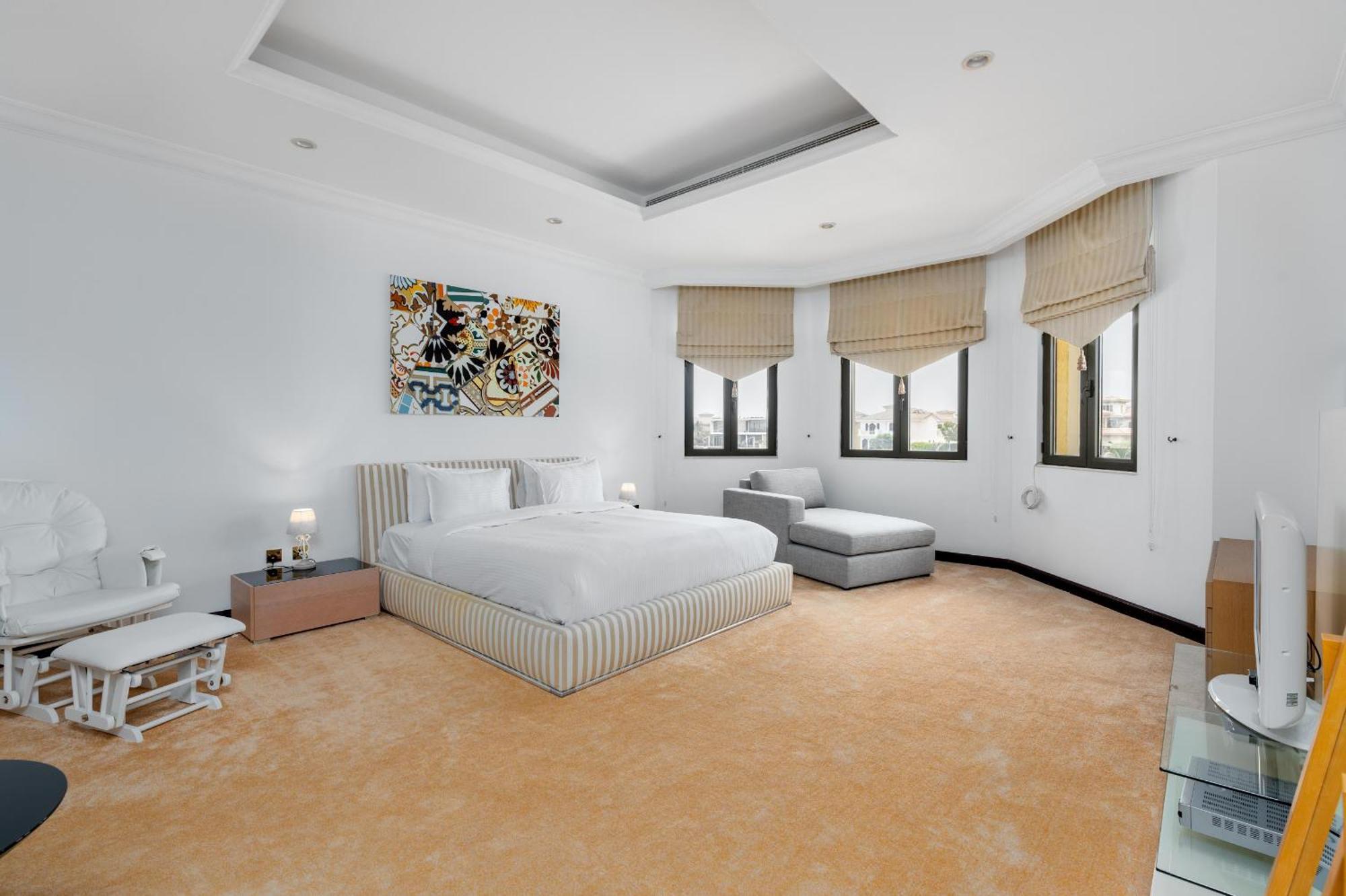Villa Frond F, Palm Jumeirah - Mint *